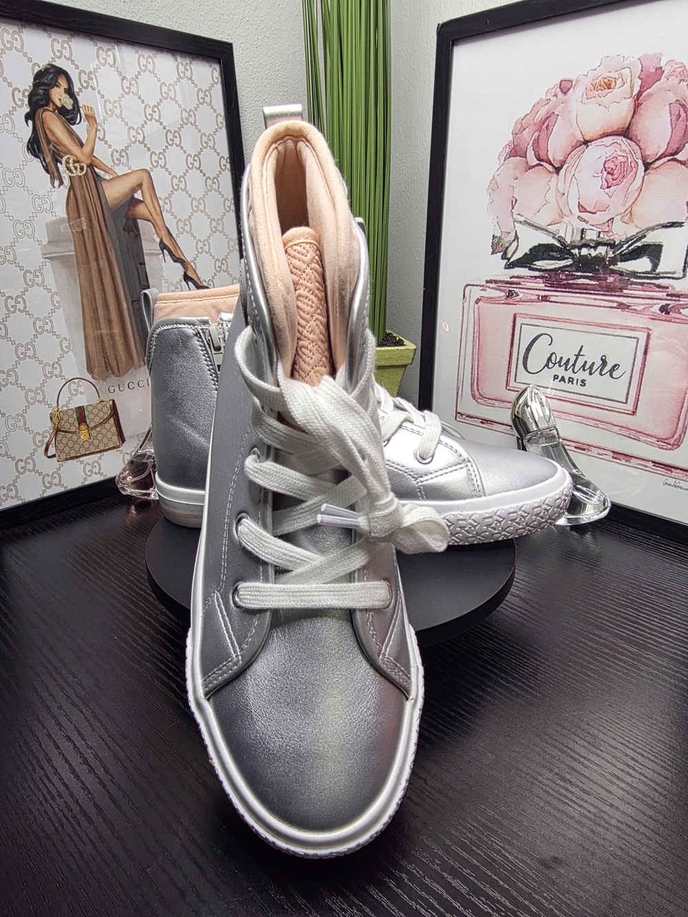 DKNY Girls High-Top Sneakers - Picture 8 of 9